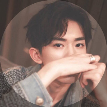 易烊千璽“進軍”設計界？自己設計話筒，還會畫單曲封面！設計師：這是要跟我搶飯碗?。? />
			</a>
		</div>
		
		<div   id=