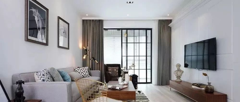 你要在客廳和陽臺之間裝門？趕緊先停下來！